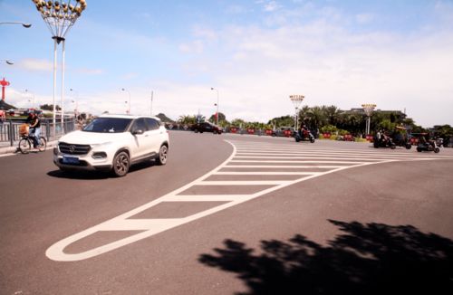 您注意到了嗎 桂林市區21個路口道路交通設施煥然一新